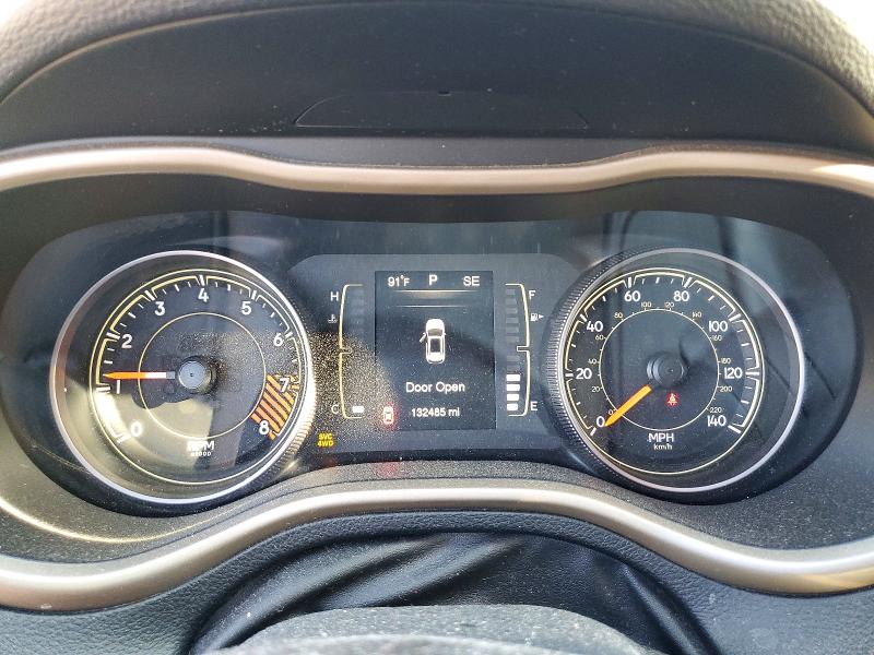 2015 Jeep Cherokee მანქანა იყიდება აუქციონზე, vin: 1C4PJMCS1FW726049, აუქციონის ნომერი: 67176136