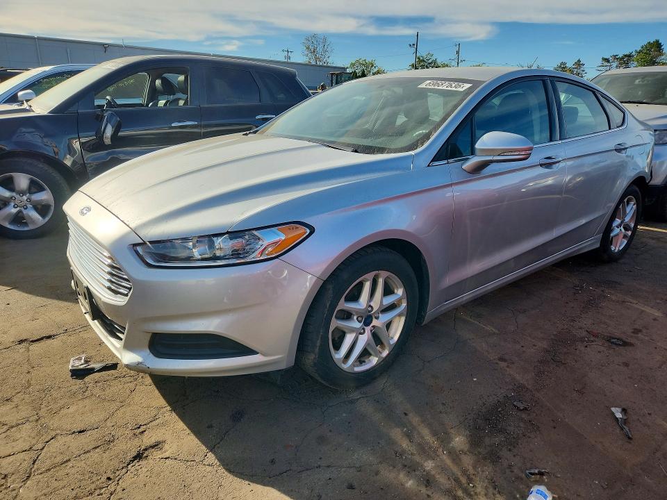 Продажа на аукционе авто 2015 Ford Fusion, vin: 1FA6P0H7XF5100678, номер лота: 69687636
