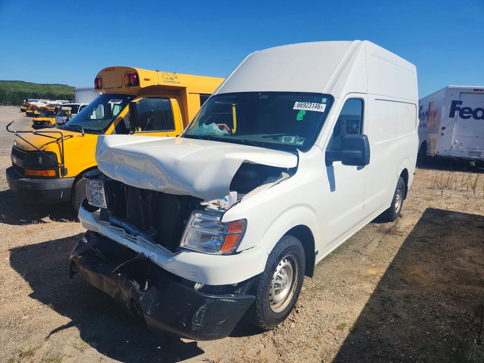 66923146 :رقم المزاد ، 1N6BF0LY6JN814468 vin ، 2018 Nissan Nv مزاد بيع