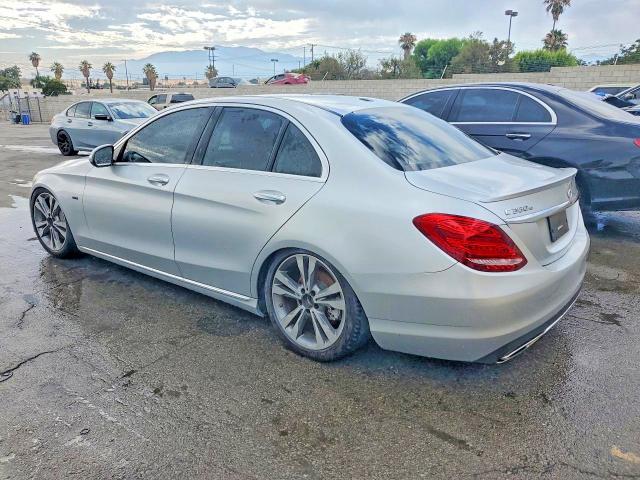 2018 Mercedes-benz C მანქანა იყიდება აუქციონზე, vin: 55SWF4HB6JU259275, აუქციონის ნომერი: 66748896