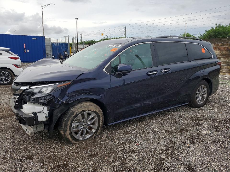 2025 Toyota Sienna მანქანა იყიდება აუქციონზე, vin: 5TDYRKEC6SS229967, აუქციონის ნომერი: 70101816