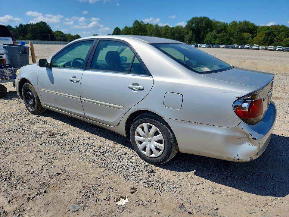 66118726 :رقم المزاد ، 4T1BE32K75U585553 vin ، 2005 Toyota Camry مزاد بيع