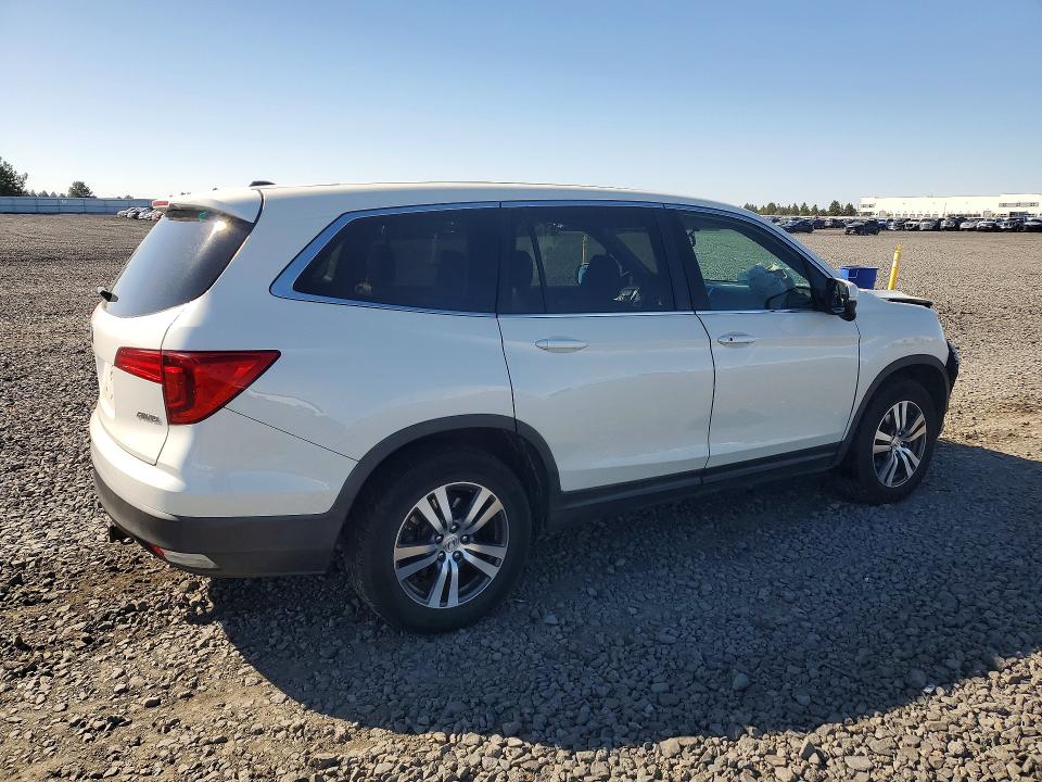 68709776 :رقم المزاد ، 5FNYF6H52GB025336 vin ، 2016 Honda Pilot مزاد بيع