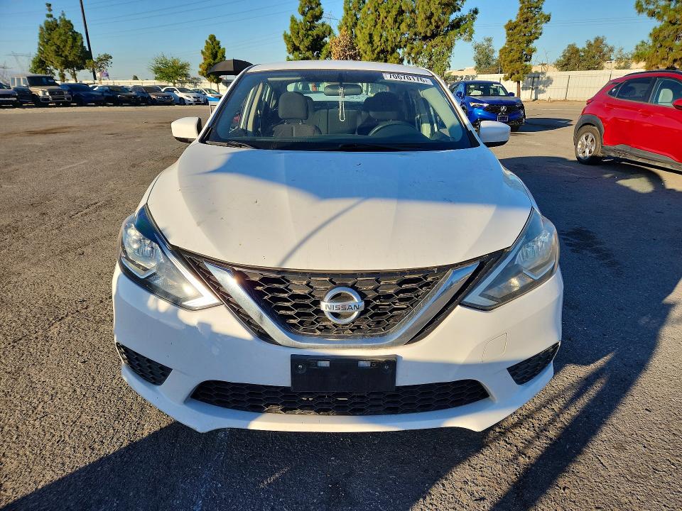 2017 Nissan Sentra მანქანა იყიდება აუქციონზე, vin: 3N1AB7AP3HY333364, აუქციონის ნომერი: 70670176