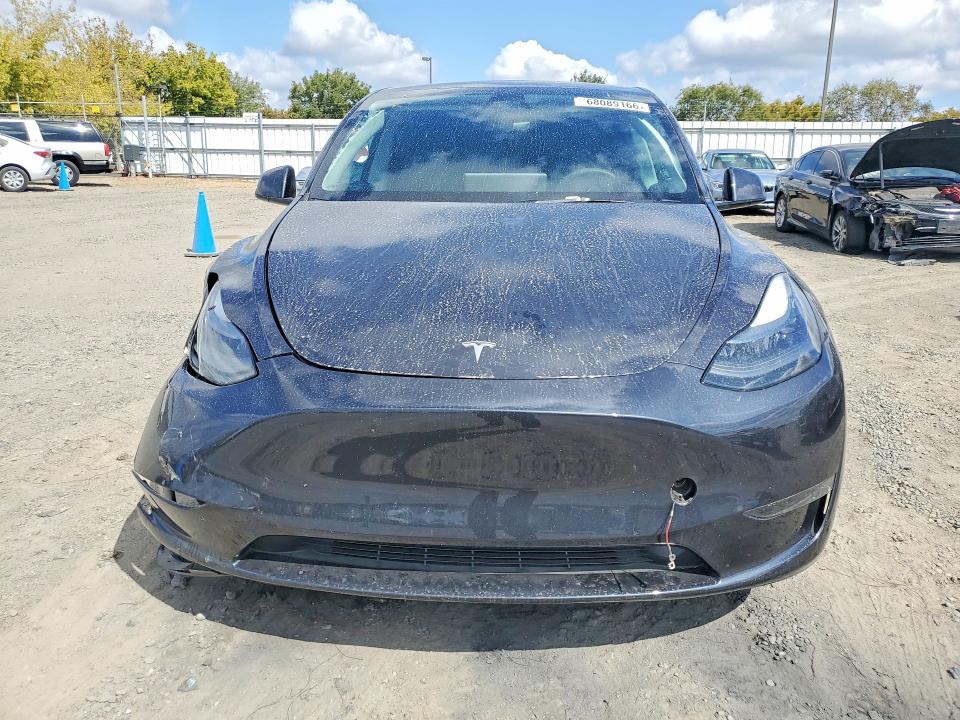 Продаж на аукціоні авто 2024 Tesla Model Y, vin: 7SAYGAEE1RF084761, номер лоту: 68089166