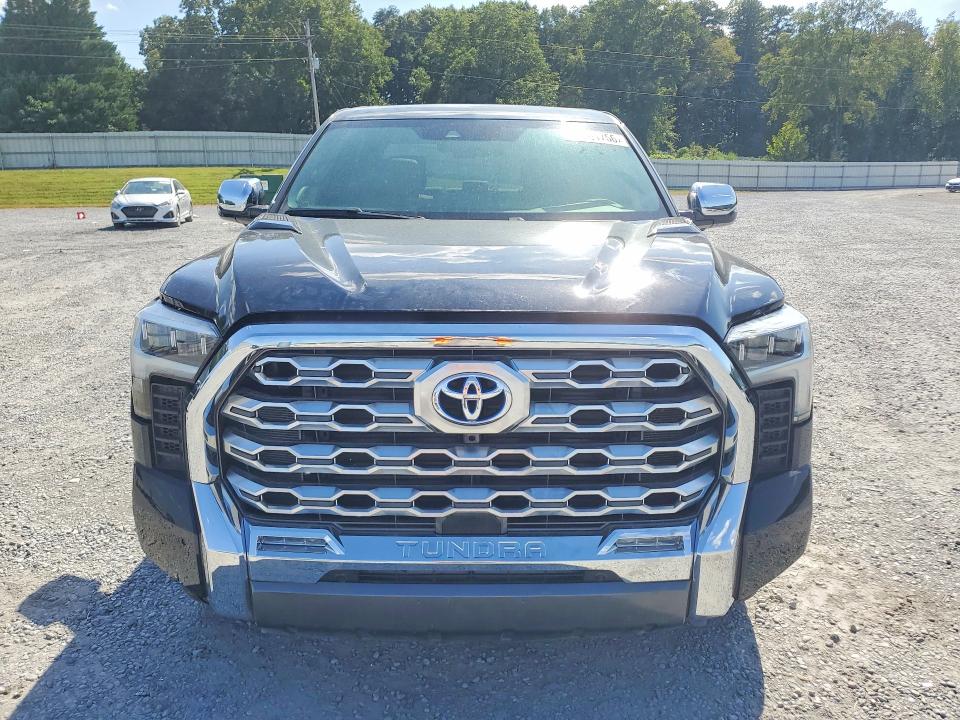 Продажа на аукционе авто 2024 Toyota Tundra, vin: 5TFMC5DBXRX063757, номер лота: 67564756