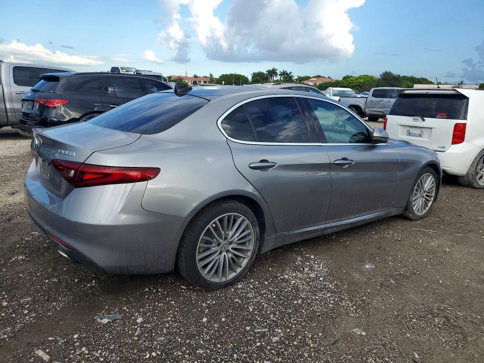 Продаж на аукціоні авто 2017 Alfa Romeo Giulia, vin: ZARFAECN3H7537000, номер лоту: 67695386