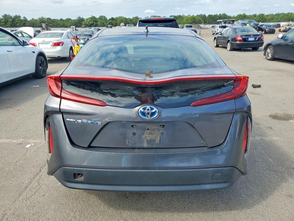 68743216 :رقم المزاد ، JTDKARFP4H3064504 vin ، 2017 Toyota Prius Prime مزاد بيع