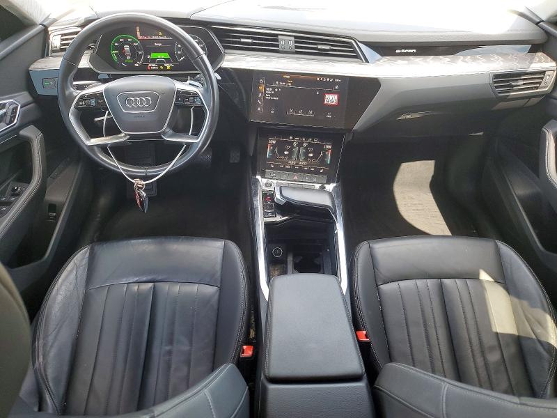 Продажа на аукционе авто 2021 Audi E-tron, vin: WA11AAGE4MB010723, номер лота: 68282076