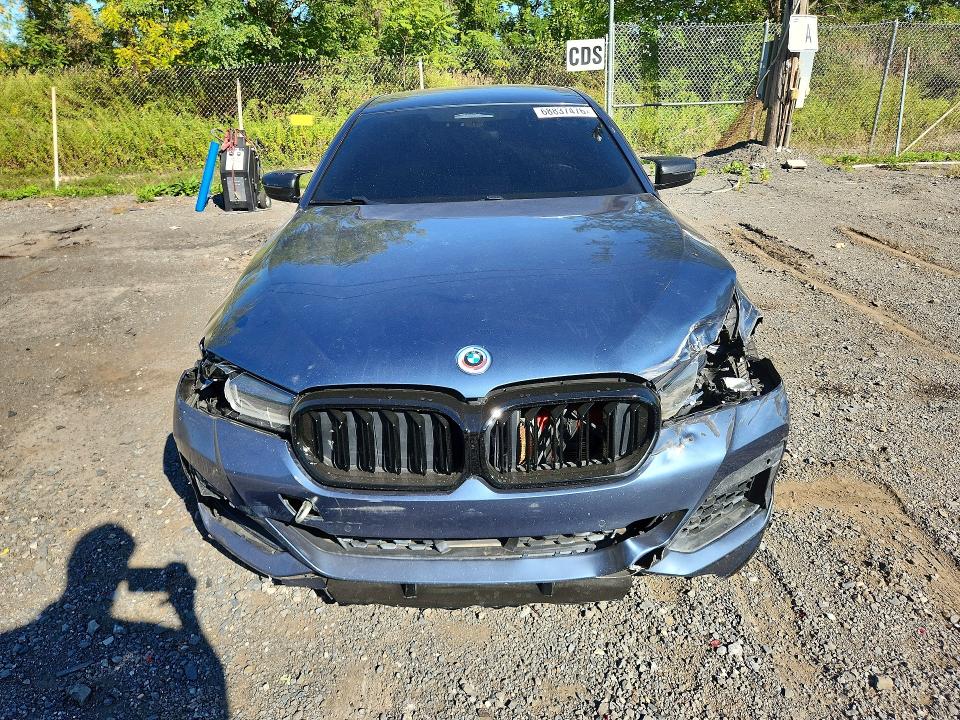 68837476 :رقم المزاد ، WBA13BK03PCM16571 vin ، 2023 Bmw M550xi مزاد بيع
