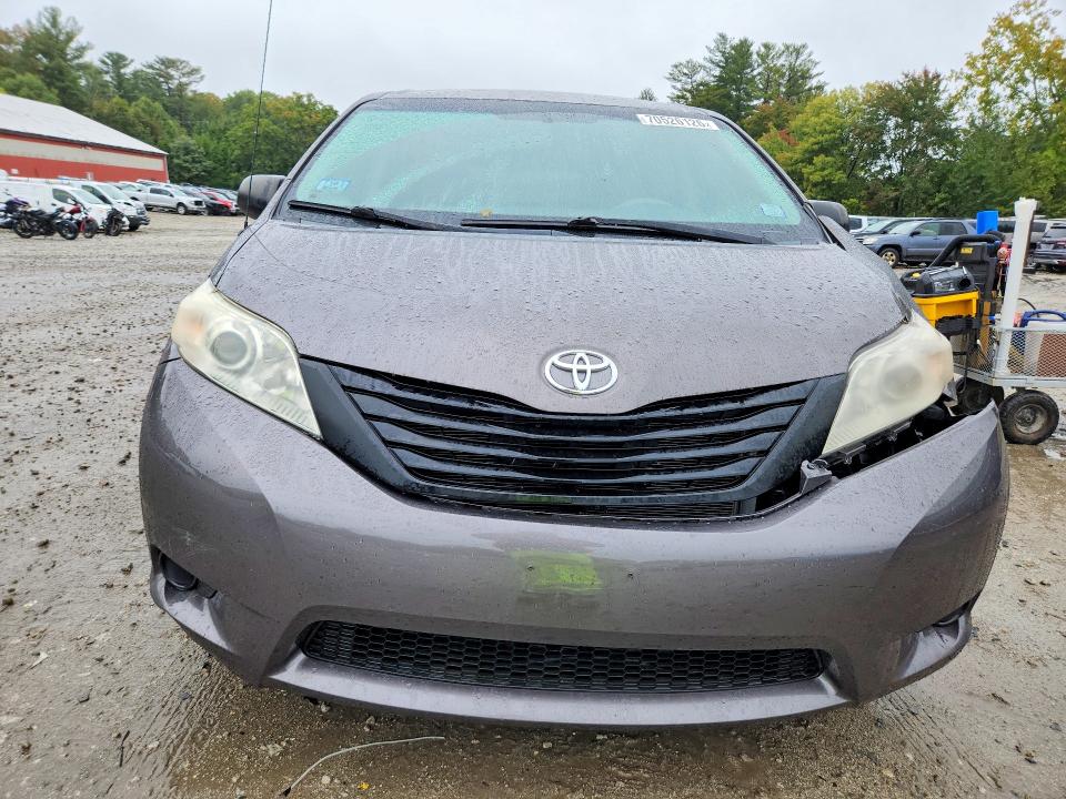 Aukcja sprzedaży 2012 Toyota Sienna, vin: 5TDZK3DC2CS209913, numer aukcji: 70526126