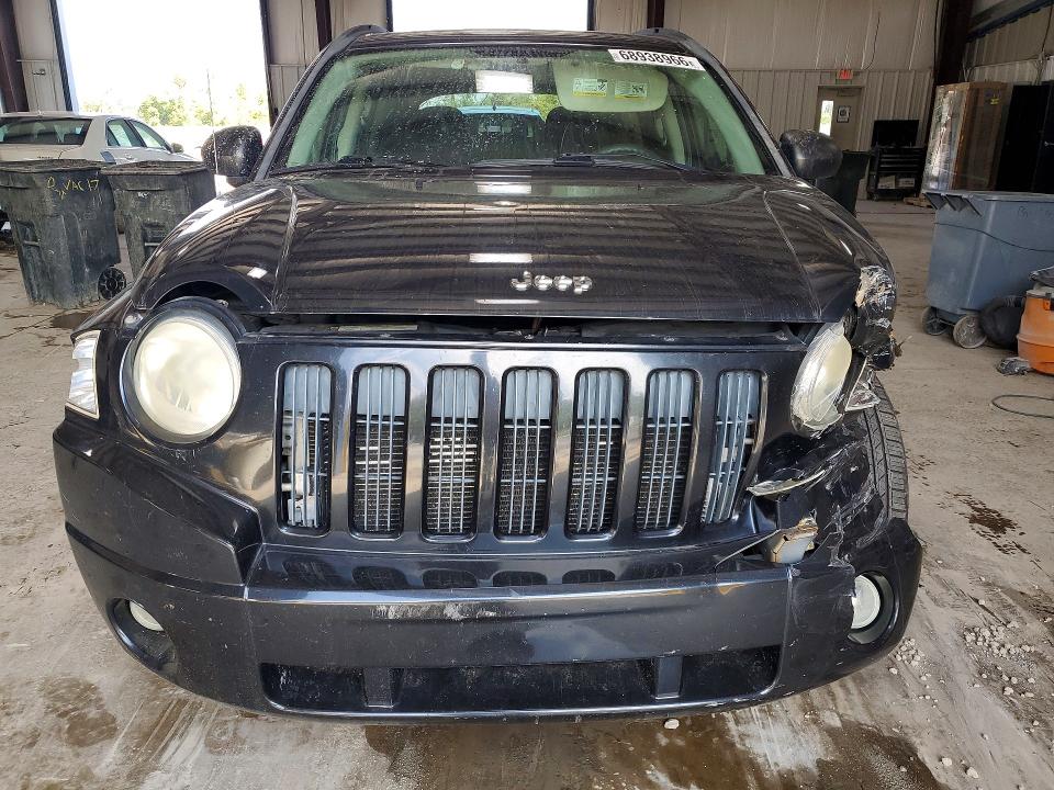 68938966 :رقم المزاد ، 1J8FF47W28D780445 vin ، 2008 Jeep Compass مزاد بيع
