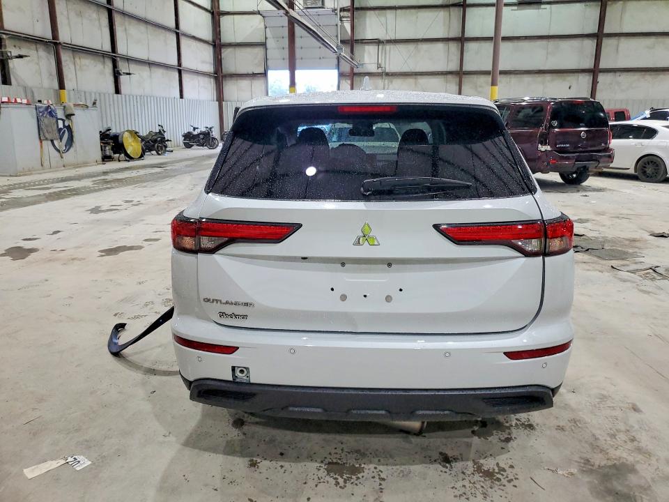 2024 Mitsubishi Outlander მანქანა იყიდება აუქციონზე, vin: JA4J4UA80RZ008543, აუქციონის ნომერი: 68502676