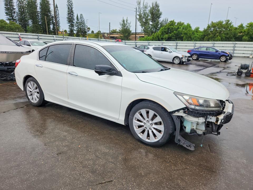 2013 Honda Accord მანქანა იყიდება აუქციონზე, vin: 1HGCR2F87DA013468, აუქციონის ნომერი: 69900676