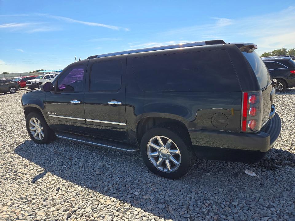 70883006 :رقم المزاد ، 1GKUKMEF3AR213607 vin ، 2010 Gmc Yukon Xl مزاد بيع