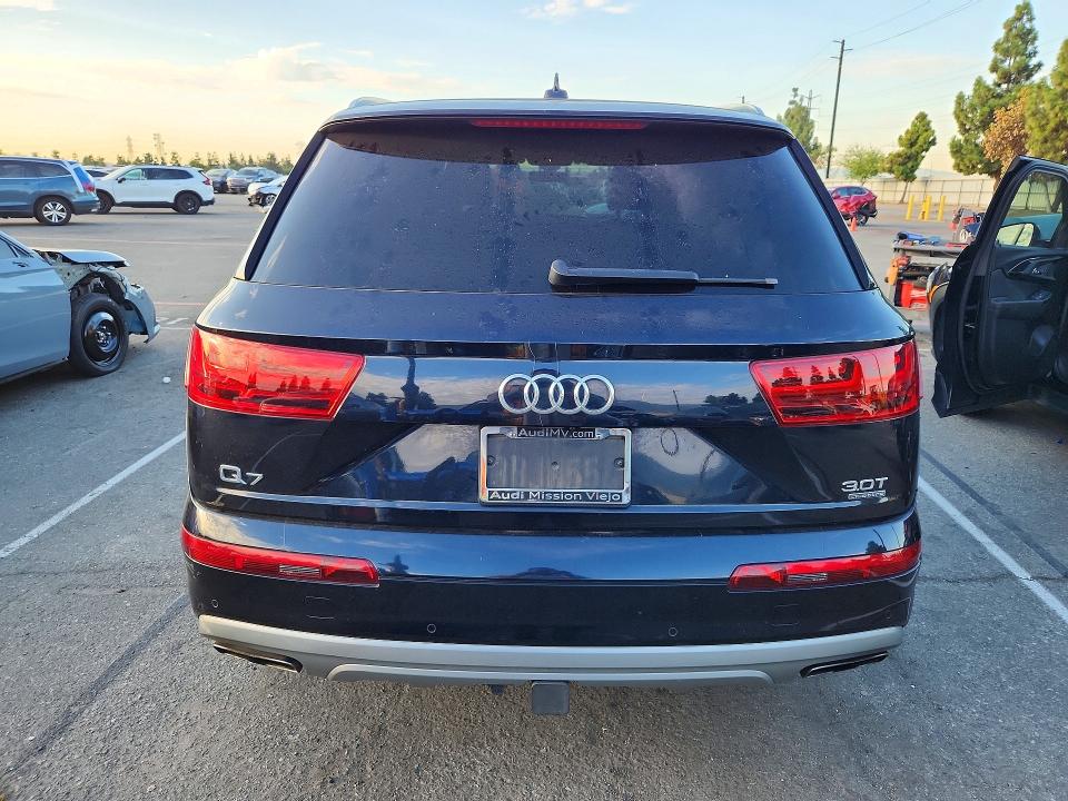 Aukcja sprzedaży 2018 Audi Q7, vin: WA1VAAF78JD010521, numer aukcji: 68407146