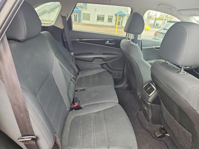 67644286 :رقم المزاد ، 5XYPGDA35LG678462 vin ، 2020 Kia Sorento مزاد بيع