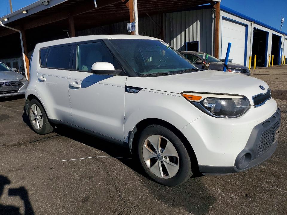 2015 Kia Soul მანქანა იყიდება აუქციონზე, vin: KNDJN2A24F7794390, აუქციონის ნომერი: 67627166