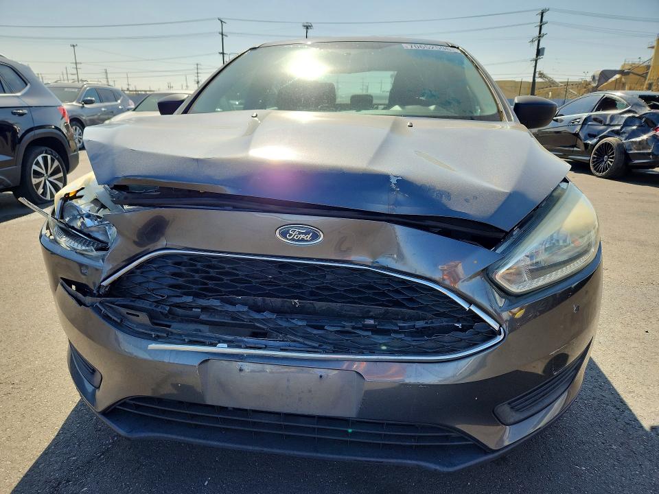 Продажа на аукционе авто 2016 Ford Focus, vin: 1FADP3E21GL282303, номер лота: 70652596