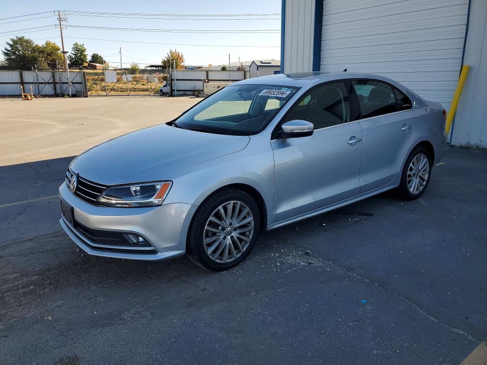 2015 Volkswagen Jetta მანქანა იყიდება აუქციონზე, vin: 3VWD07AJ6FM222451, აუქციონის ნომერი: 69032896