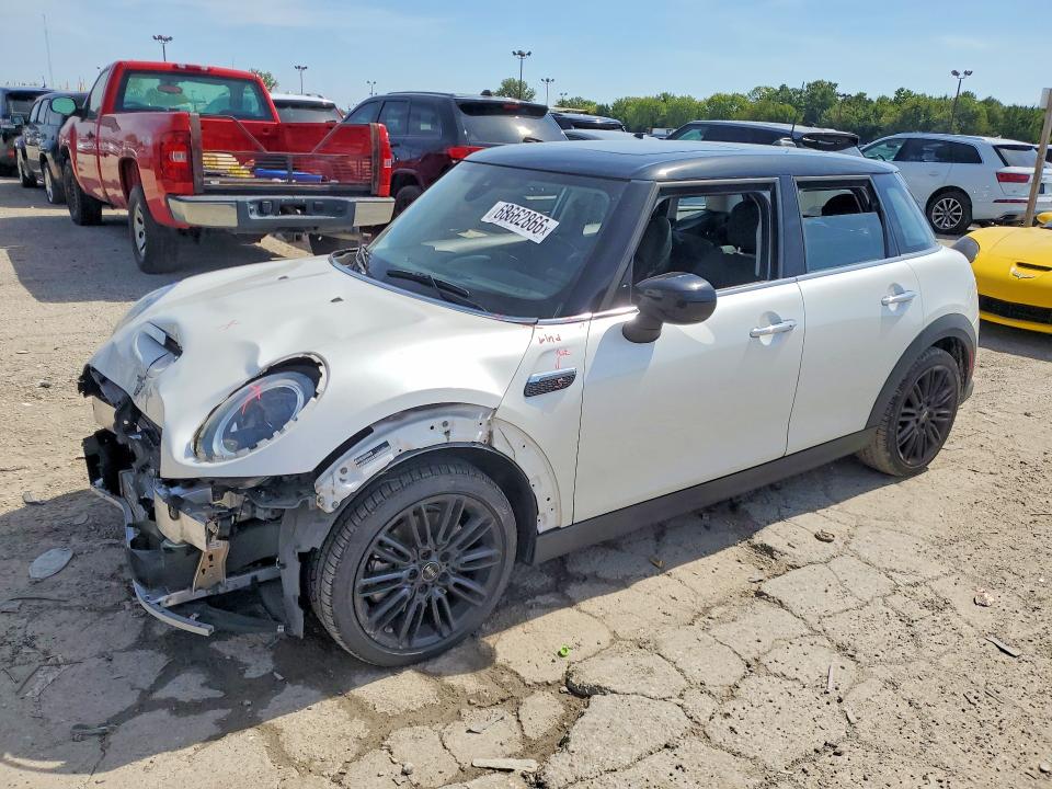 Продаж на аукціоні авто 2023 Mini Cooper, vin: WMW53DK0XP2U08258, номер лоту: 68662866