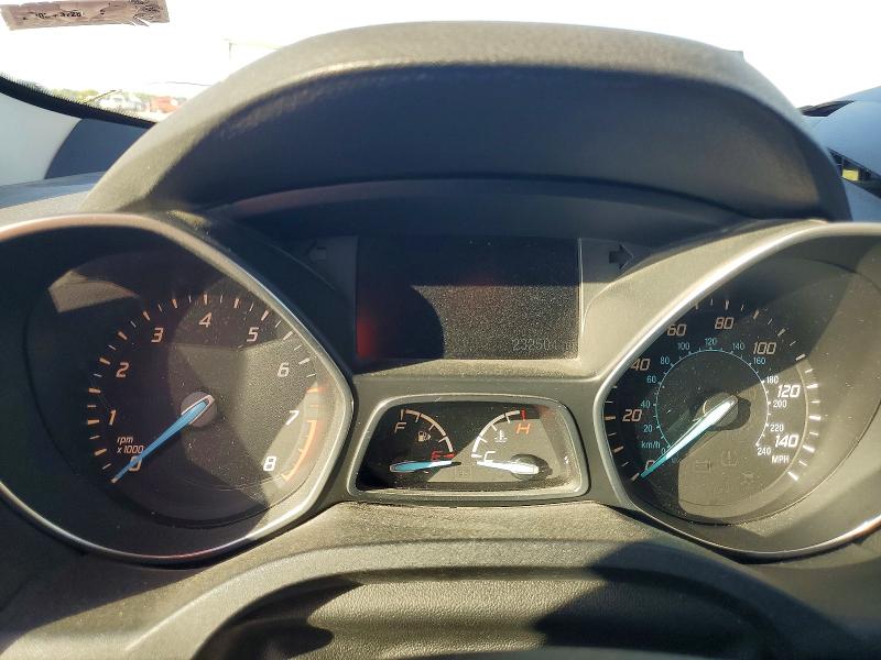 2014 Ford Escape მანქანა იყიდება აუქციონზე, vin: 1FMCU0J9XEUB45573, აუქციონის ნომერი: 67814466