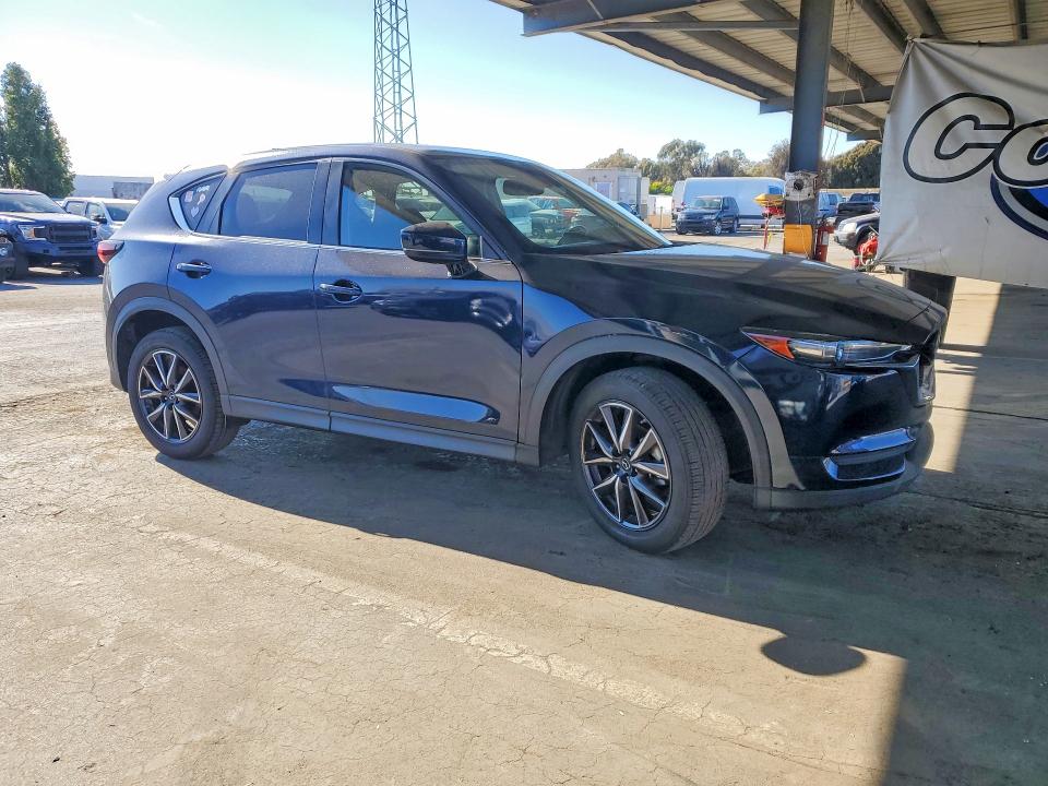 2018 Mazda Cx-5 მანქანა იყიდება აუქციონზე, vin: JM3KFACM1J1456958, აუქციონის ნომერი: 65362176