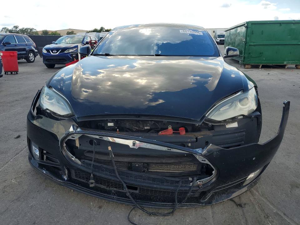Auction sale of the 2014 Tesla Model S, vin: 5YJSA1H29EFP67789, lot number: 68736596