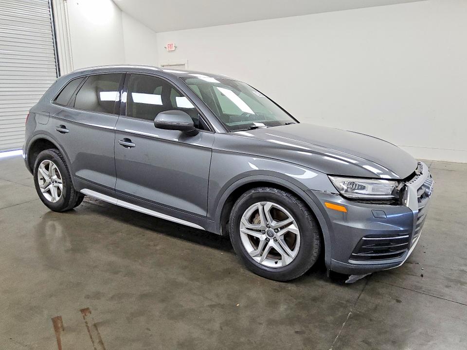 2018 Audi Q5 მანქანა იყიდება აუქციონზე, vin: WA1ANAFY8J2177372, აუქციონის ნომერი: 66429116