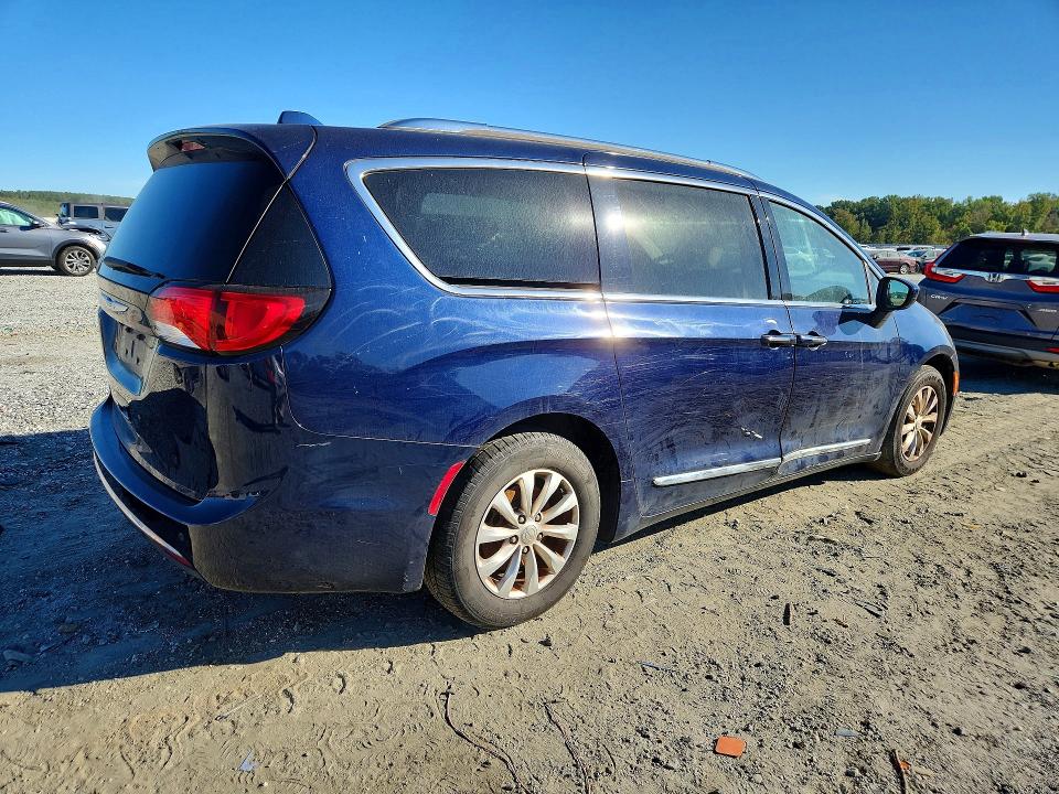 Продаж на аукціоні авто 2018 Chrysler Pacifica, vin: 2C4RC1BG8JR178096, номер лоту: 70723226