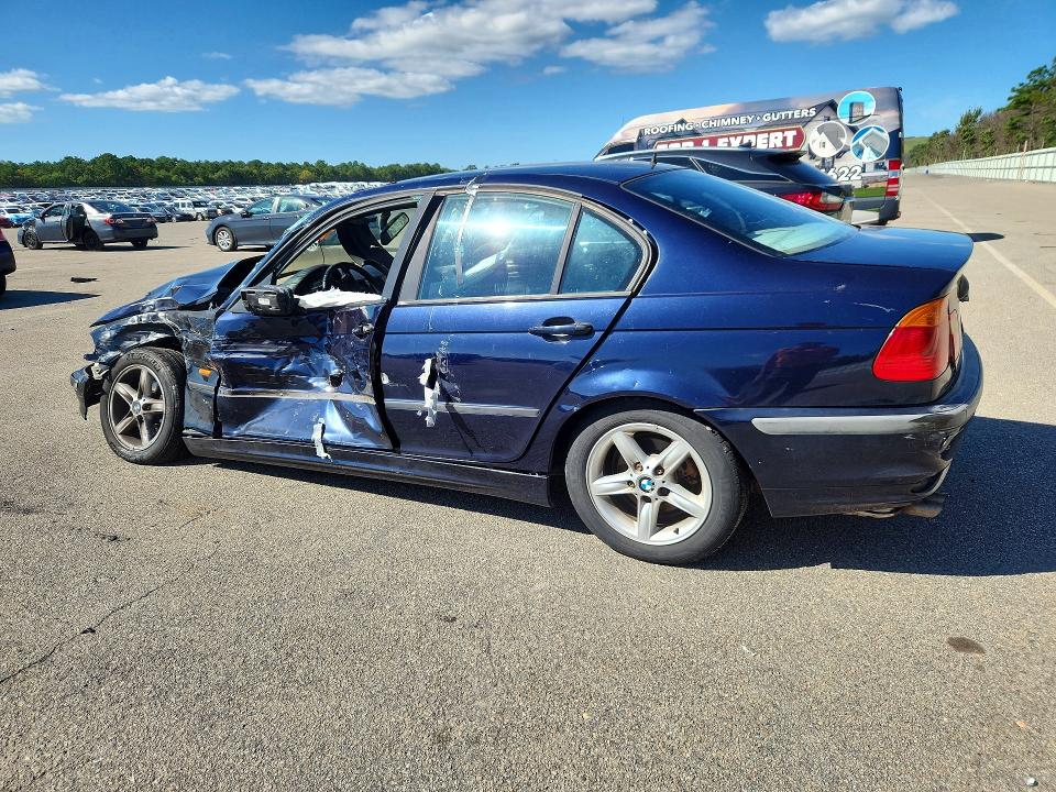 68943306 :رقم المزاد ، WBAAM3339XFP62862 vin ، 1999 Bmw 323 مزاد بيع