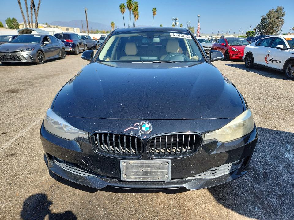 2012 Bmw 328 მანქანა იყიდება აუქციონზე, vin: WBA3C1C59CF433896, აუქციონის ნომერი: 69395786