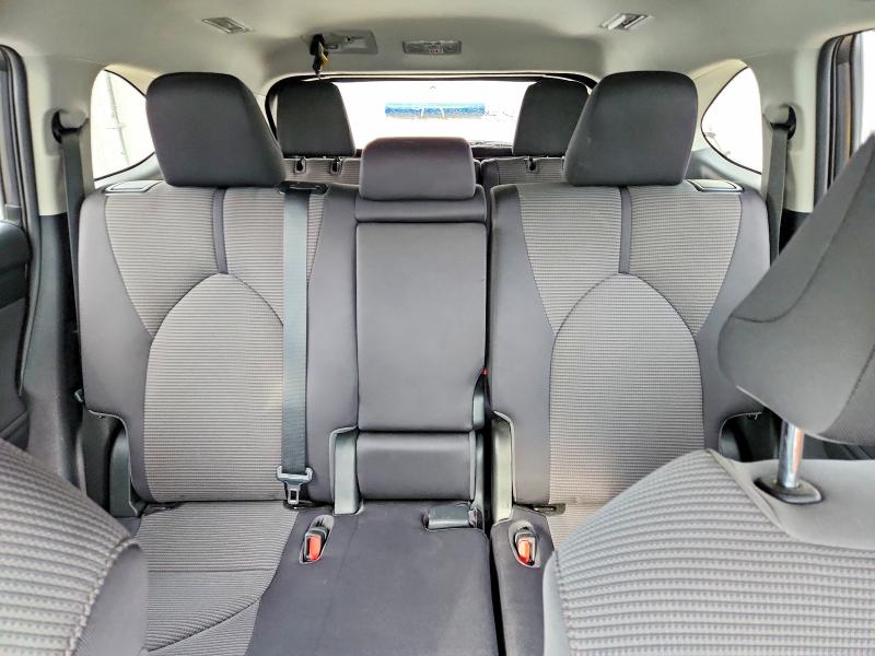 68961306 :رقم المزاد ، 5TDBZRBH6MS555477 vin ، 2021 Toyota Highlander مزاد بيع