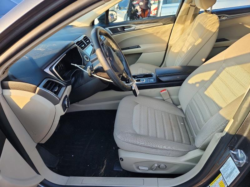 69108926 :رقم المزاد ، 3FA6P0HDXLR135154 vin ، 2020 Ford Fusion مزاد بيع