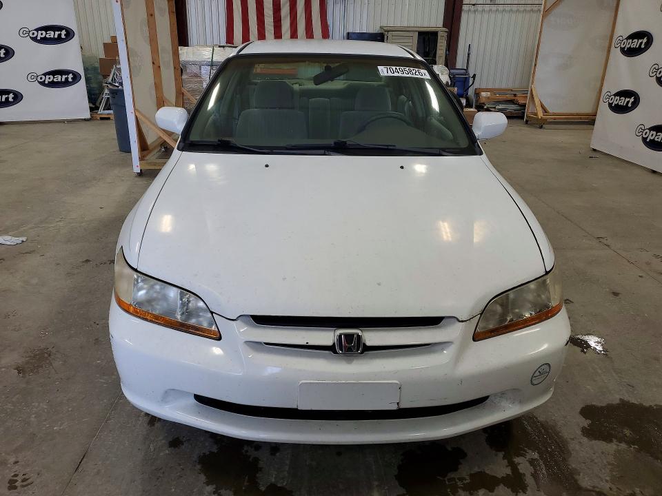 70495826 :رقم المزاد ، 1HGCG5647WA245964 vin ، 1998 Honda Accord مزاد بيع