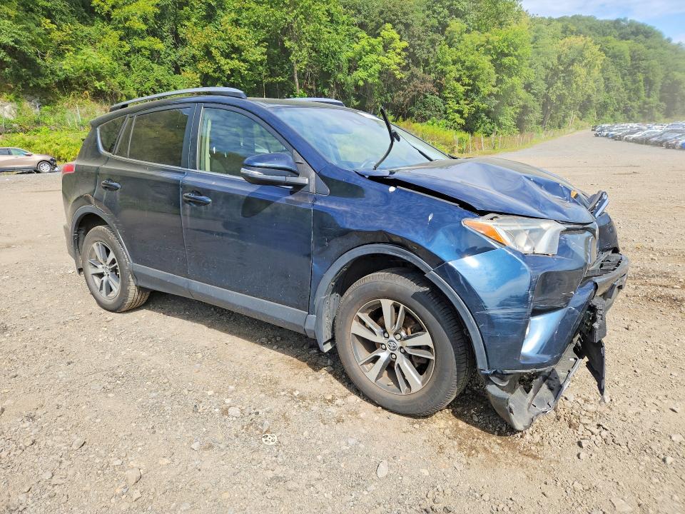 67419196 :رقم المزاد ، JTMRFREV9JJ739300 vin ، 2018 Toyota Rav4 مزاد بيع