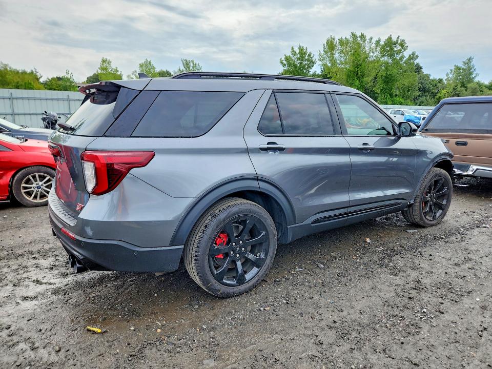 67183686 :رقم المزاد ، 1FM5K8GC3PGC08210 vin ، 2023 Ford Explorer مزاد بيع