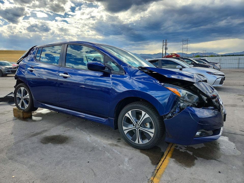 2022 Nissan Leaf მანქანა იყიდება აუქციონზე, vin: 1N4AZ1CV3NC557956, აუქციონის ნომერი: 68433726