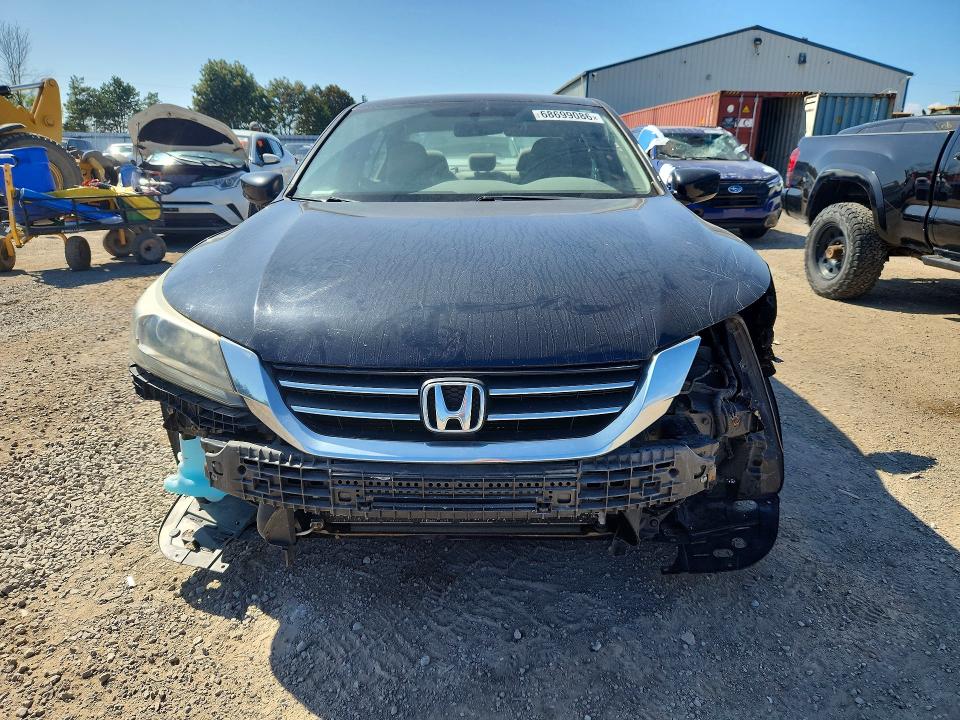 68699086 :رقم المزاد ، 1HGCR2F36FA804579 vin ، 2015 Honda Accord مزاد بيع