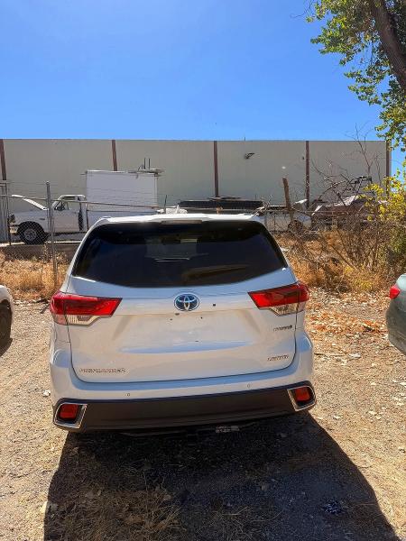 Продажа на аукционе авто 2019 Toyota Highlander Hybrid, vin: 5TDDGRFH0KS059077, номер лота: 71279336