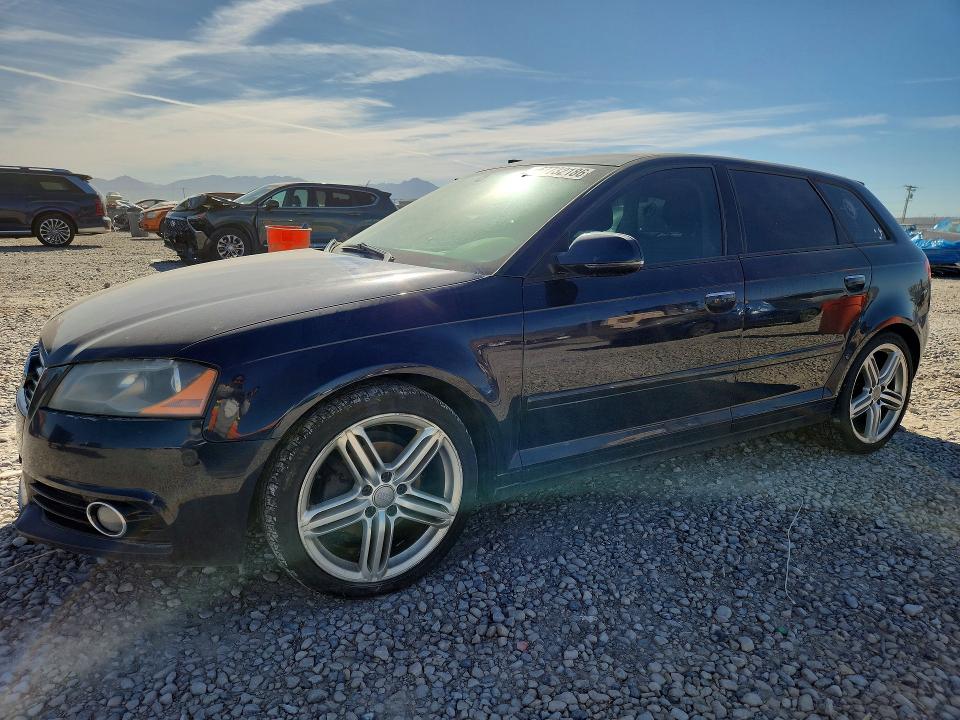 67732186 :رقم المزاد ، WAUKJAFM4CA100166 vin ، 2012 Audi A3 مزاد بيع