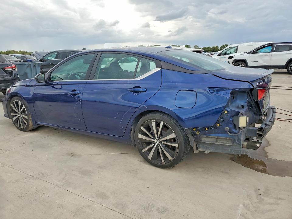 2021 Nissan Altima მანქანა იყიდება აუქციონზე, vin: 1N4AL4CV9MN326131, აუქციონის ნომერი: 70940086