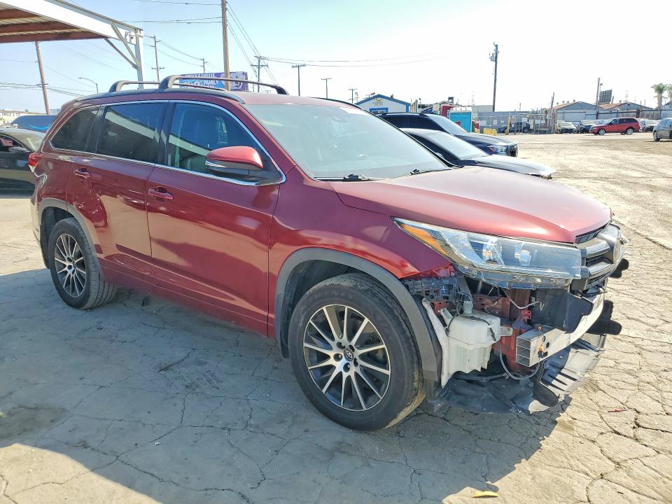 Aukcja sprzedaży 2018 Toyota Highlander, vin: 5TDKZRFH7JS540041, numer aukcji: 69150266