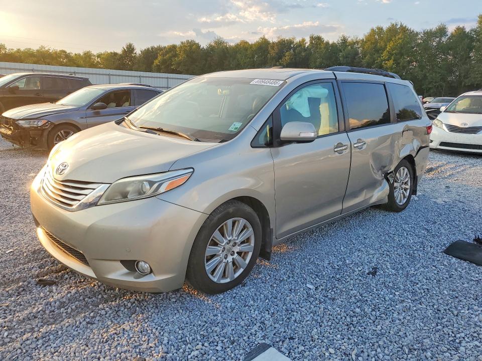 69948486 :رقم المزاد ، 5TDYZ3DC5HS785851 vin ، 2017 Toyota Sienna مزاد بيع