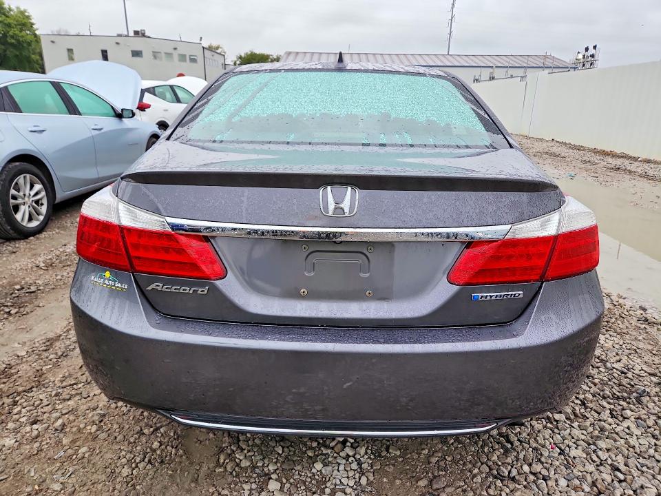 70228666 :رقم المزاد ، 1HGCR6F50FA002683 vin ، 2015 Honda Accord مزاد بيع