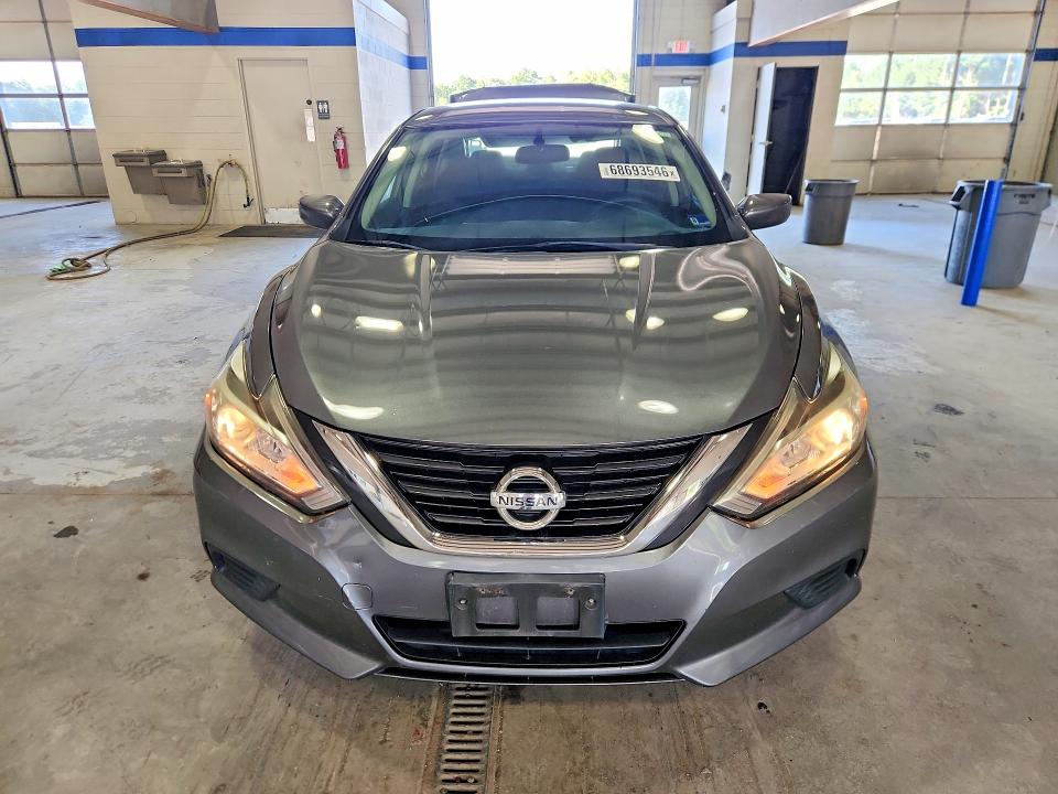 Продаж на аукціоні авто 2017 Nissan Altima, vin: 1N4AL3APXHC479780, номер лоту: 68693546