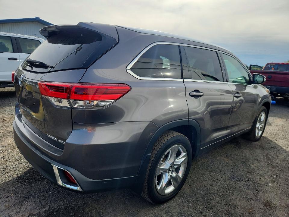 Aukcja sprzedaży 2018 Toyota Highlander, vin: 5TDDZRFH5JS488353, numer aukcji: 70153556