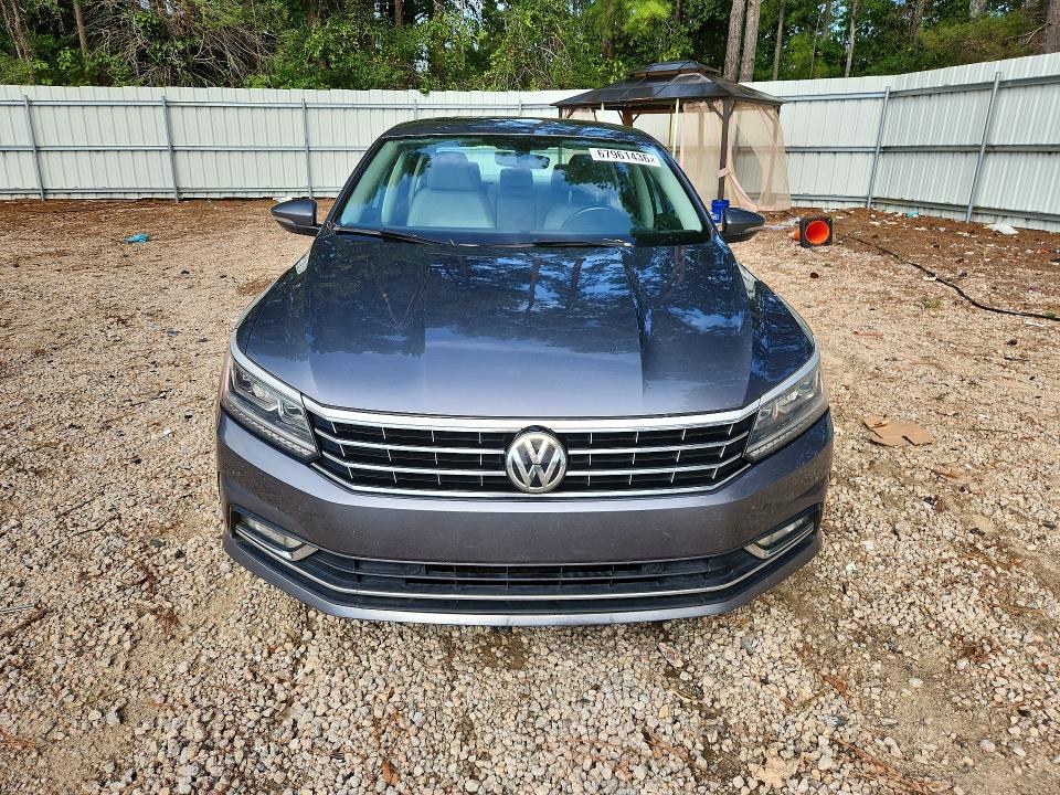 2018 Volkswagen Passat მანქანა იყიდება აუქციონზე, vin: 1VWBA7A37JC045327, აუქციონის ნომერი: 67961436
