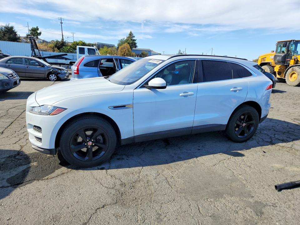 Продажа на аукционе авто 2018 Jaguar F-pace, vin: SADCK2FN5JA243289, номер лота: 68801196
