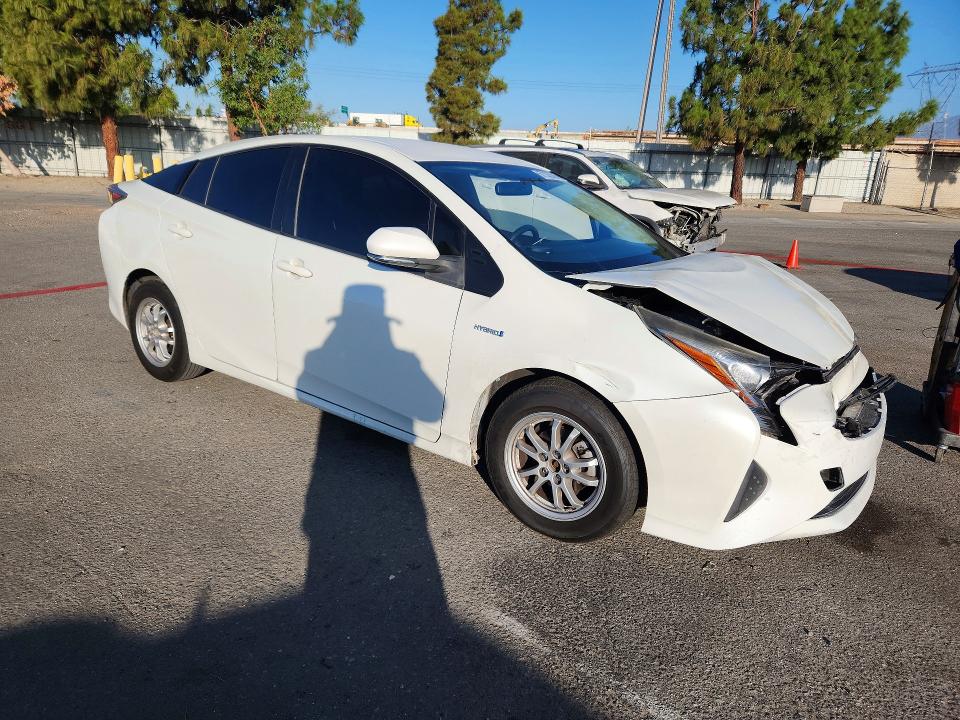 Продажа на аукционе авто 2016 Toyota Prius, vin: JTDKBRFU1G3021028, номер лота: 67333596